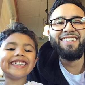 Meet your Posher, Adolfo